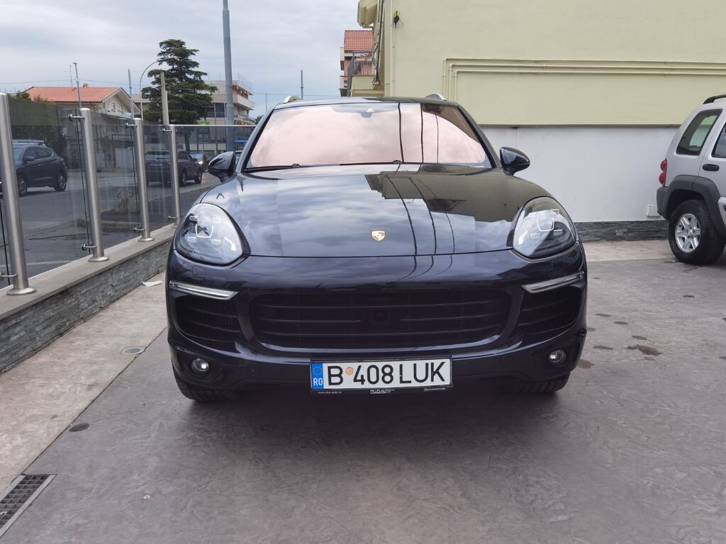 5333345  PORSCHE Cayenne 3 serie 3.0 D